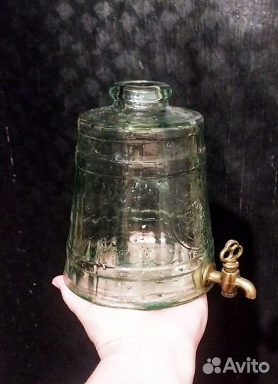 Стеклянный бочонок с краном винтаж