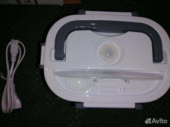 Контейнер для еды с подогревом