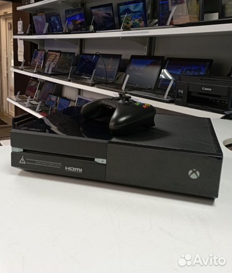 Xbox One 500 Гб + джойстик Гарантия