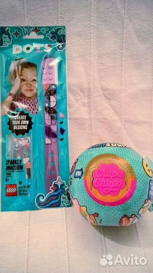 Новые игрушки: Lego и Chupa Chups