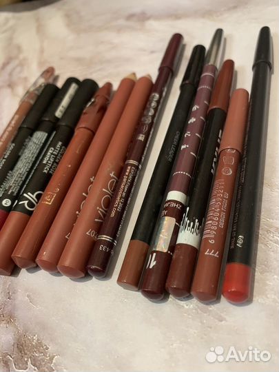 Карандаш для губ