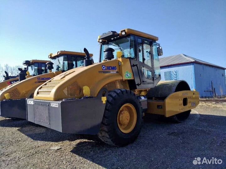 Дорожный каток XCMG XS203, 2023
