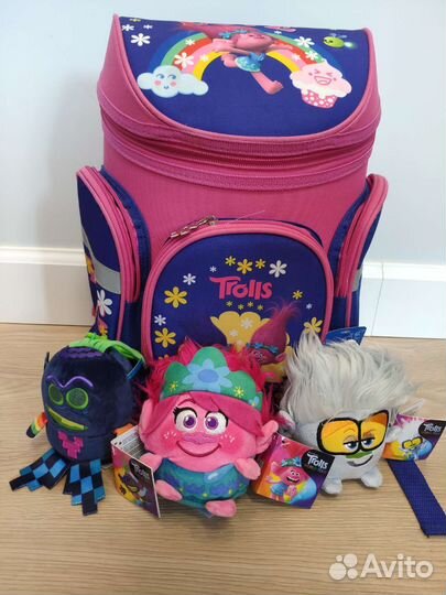 Школьный рюкзаки брелок новый