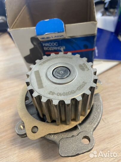 Помпа насос granta priora Vesta
