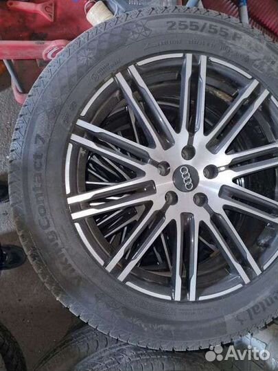 Continental ContiVikingContact 7 255/55 R19