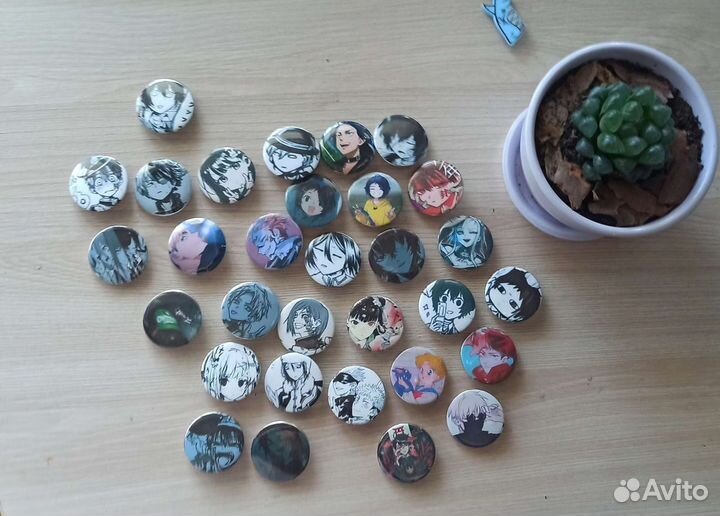 Аниме значки