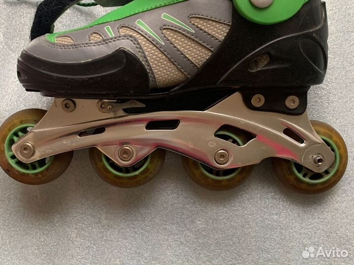 Коньки роликовые