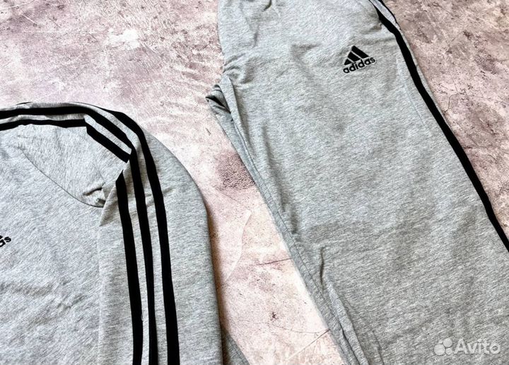 Спортивные костюмы Adidas спортивные