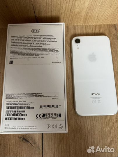 iPhone Xr, 64 ГБ