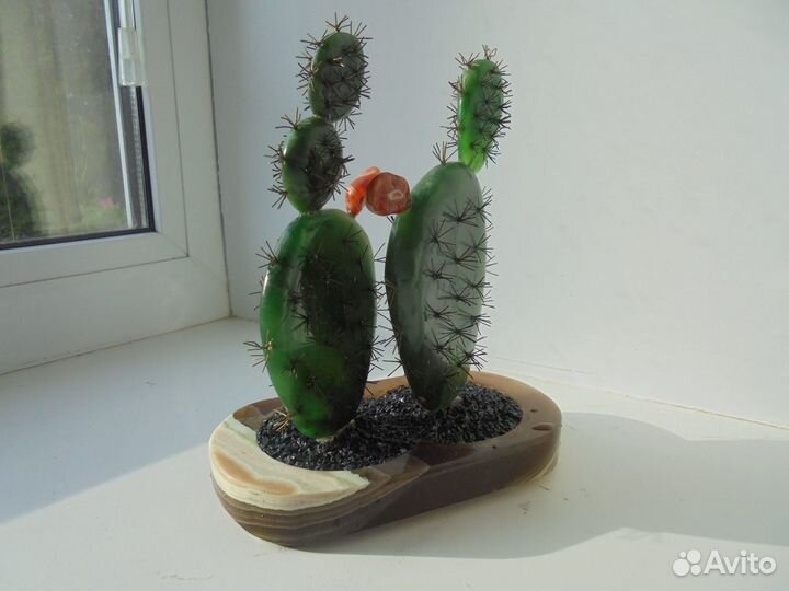 Кактус из нефрита и оникса Композиция выс. 17 см