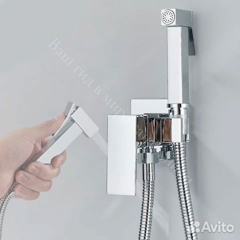 Инсталляция Grohe с унитазом и гигиеническим душем