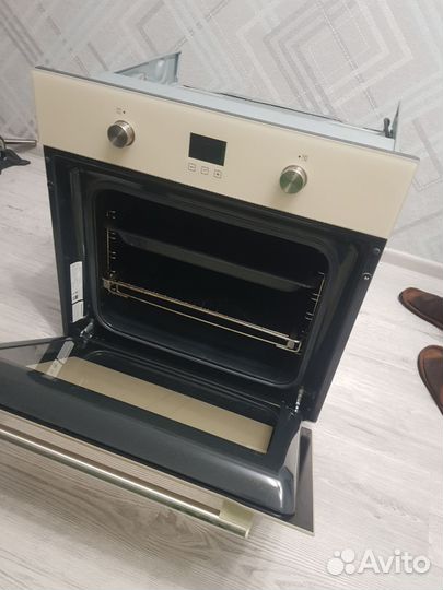 Духовой шкаф