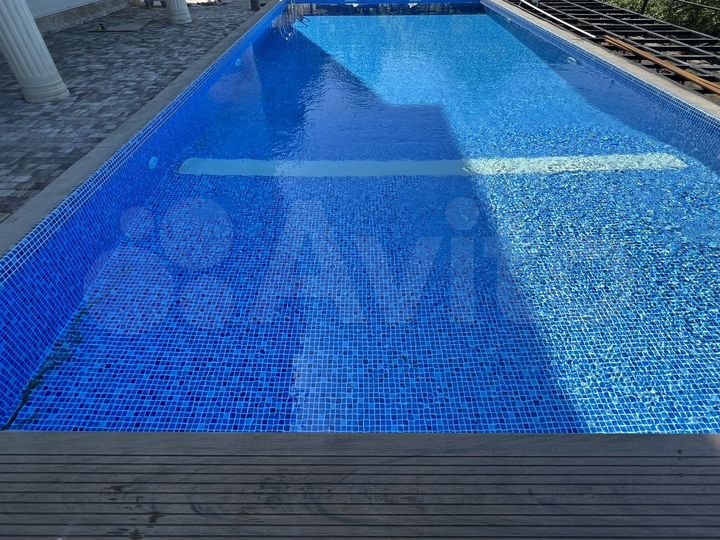 Дом 730 м² на участке 7 сот.