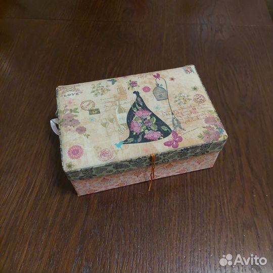 Шкатулка для украшений