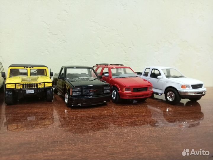 Модели внедорожников и пикапов, 1:24 (1:27)