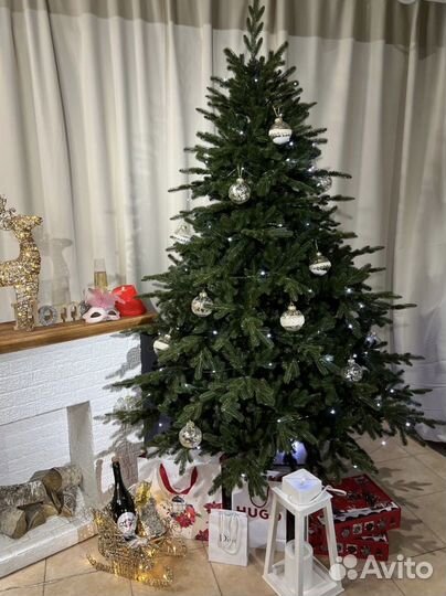 Елка искусственная