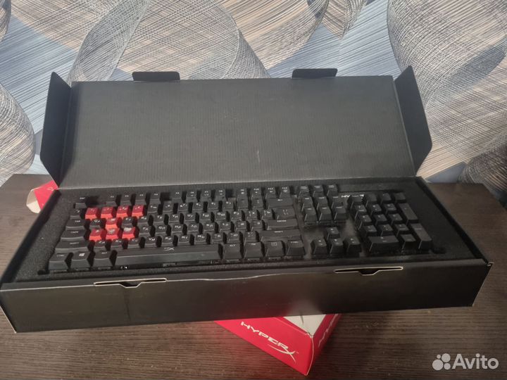 Механическая клавиатура hyperx Alloy FPS