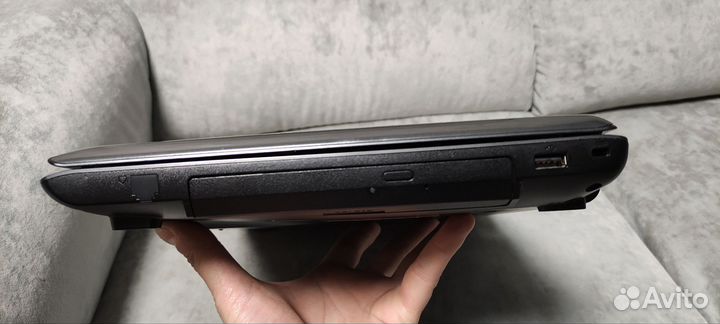 Ноутбук samsung R425