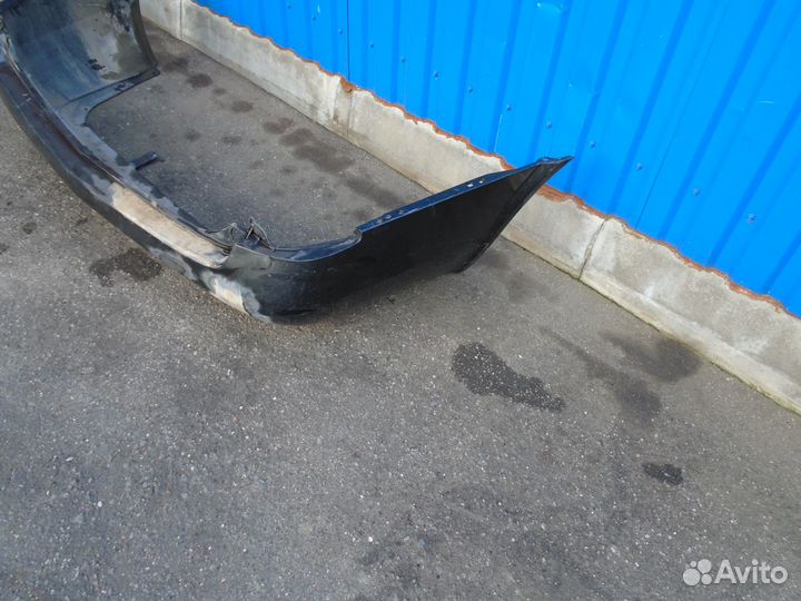 Nissan 85022-AU440 Бампер задний