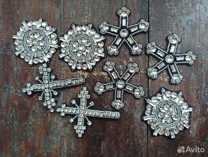 Нашивки на одежду ручной работы