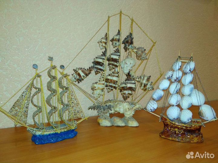 Статуэтка - кораблик