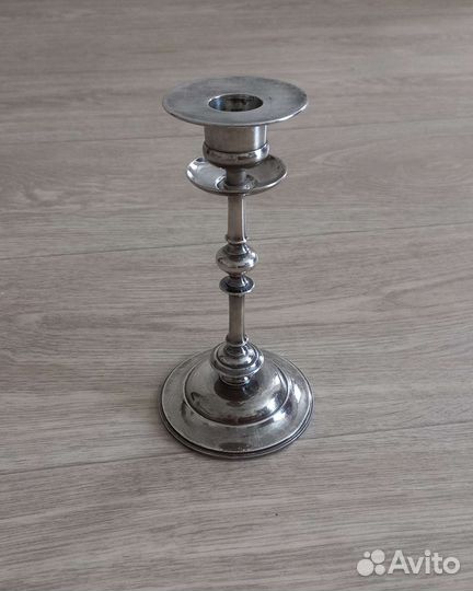 Старинный подсвечник