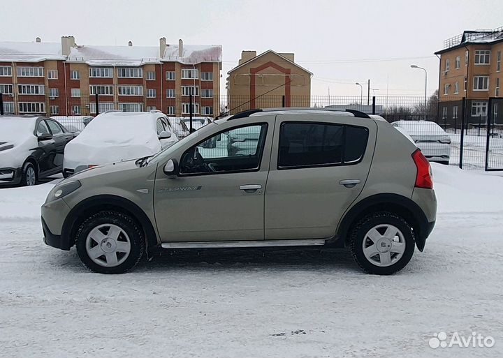 Renault Sandero 1.6 AT, 2012, 156 000 км