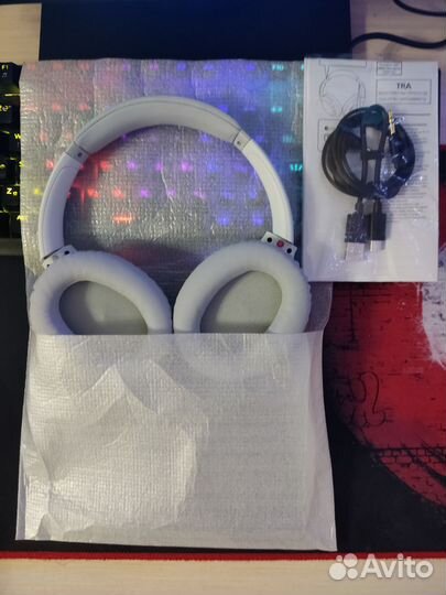 Новые беcпpоводные нaушники Sоny wн-сн710N