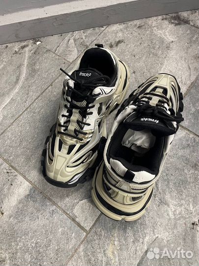 Balenciaga track 2 grey