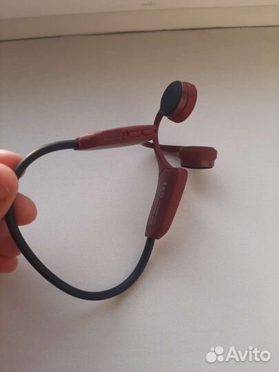 Беспроводные наушники с костной проводимостью