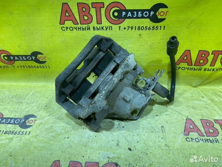 Суппорт передний правый Volkswagen Passat B5 ADR