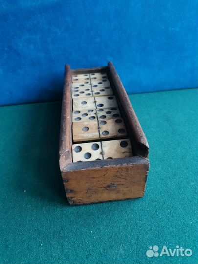 Домино старинное
