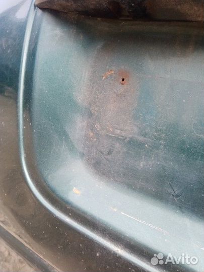 Дверь багажника Dodge Caravan grand 3.3 1997