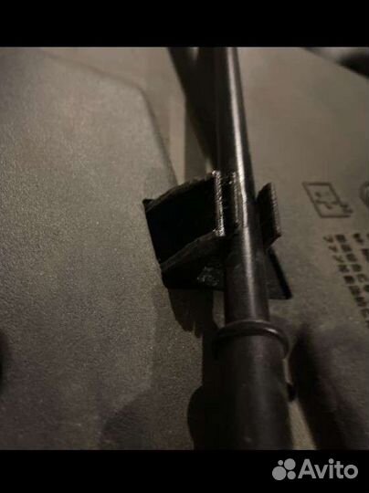 Клипса для упора капота для Toyota avensis