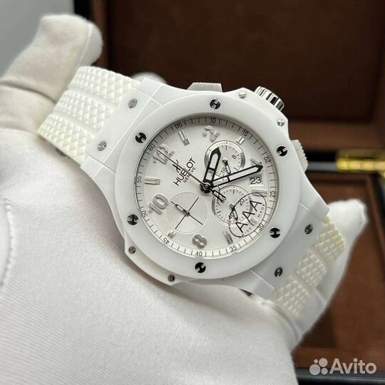 Часы Hublot