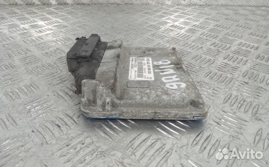 Блок управления двигателем volkswagen polo 4 (9N)
