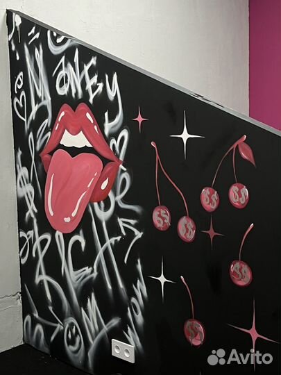 Портреты, картины, роспись стен