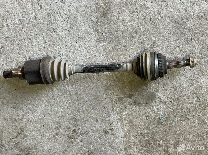 Полуось (привод) передний левый Geely Vision