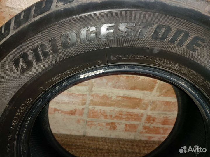 Bridgestone Dueler H/T D687 225/70 R16 103S