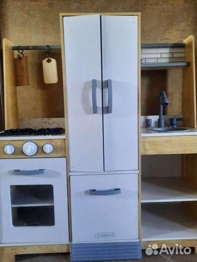 Детская деревянная кухня KidKraft