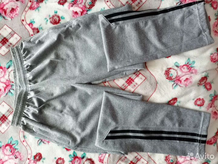 Спорт. костюм муж. 46-48 новый