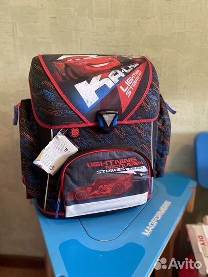 Рюкзак школьный новый Scooli