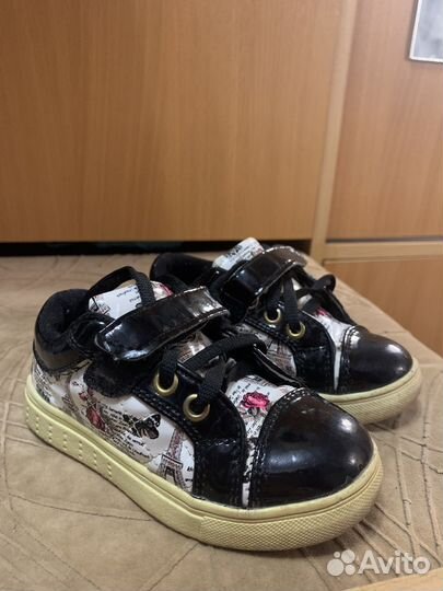 Кроссовки, ботинки для девочки