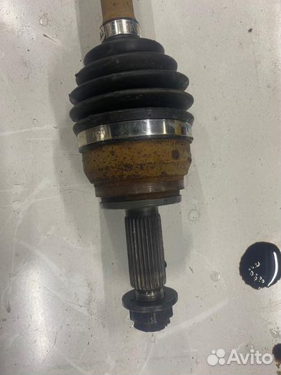 Kia seltos полу ось левый привод