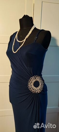 Вечерние платья в пол 44