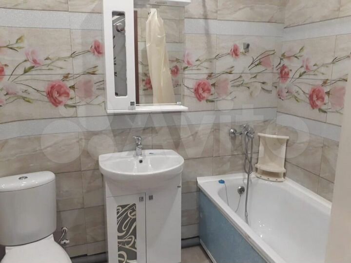 1-к. квартира, 42 м², 1/16 эт.