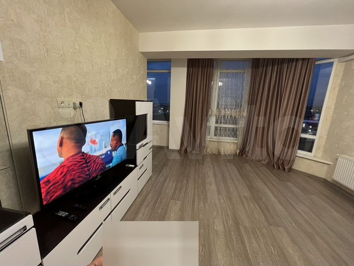 1-к. квартира, 52 м², 8/10 эт.