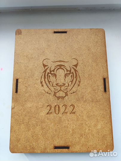 Тарелочка для орехов новая