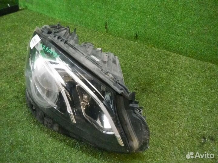 Фара правая Mercedes E W213 (2016-2020) LED