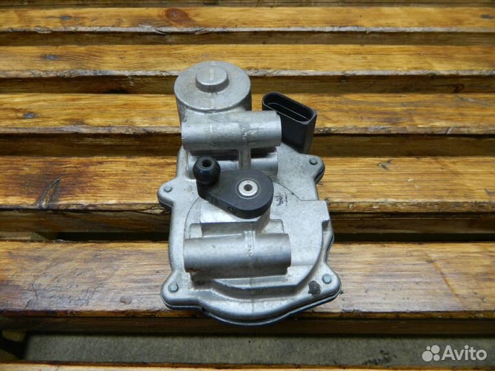 Регулятор дроссельной заслонки Volkswagen Touareg